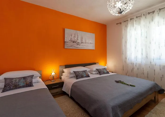 With Sea View Xiii Semesterbostad