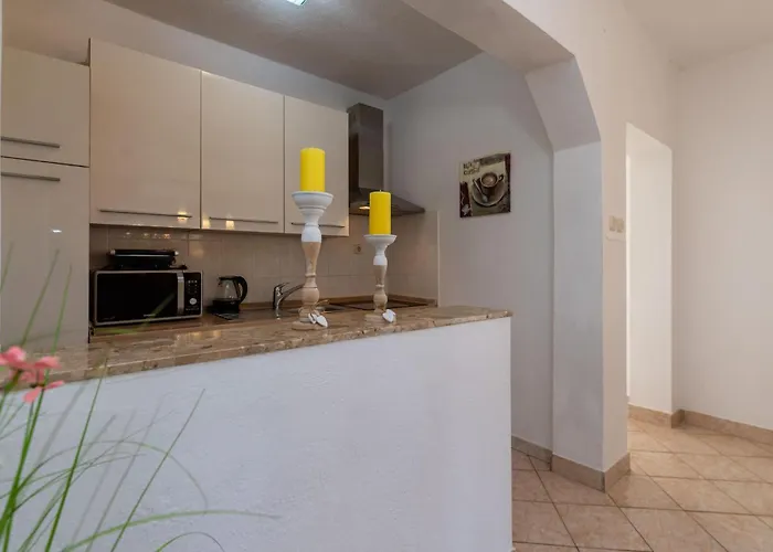 With Sea View Xiii Semesterbostad *