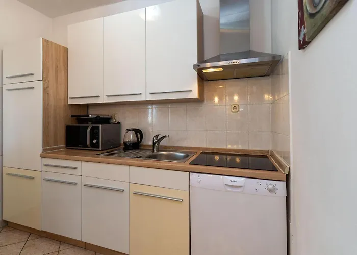 With Sea View Xiii Semesterbostad