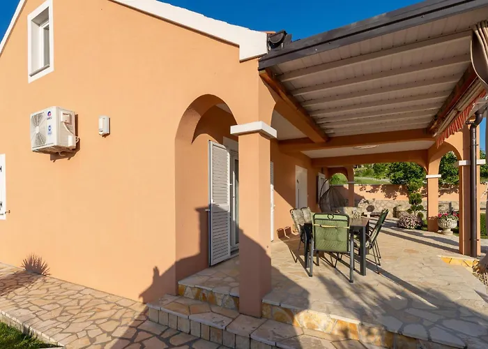 With Sea View Xiii *